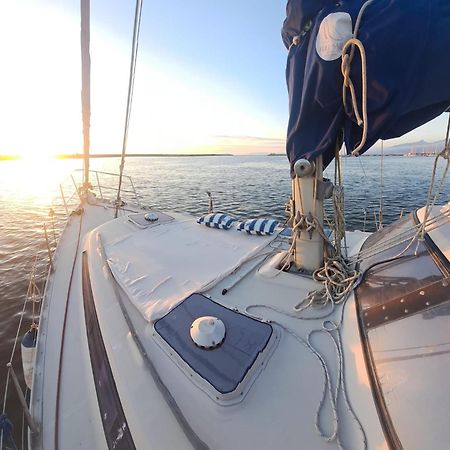 מלון וירג'יו Bed & Boat Brezza Del Mare מראה חיצוני תמונה