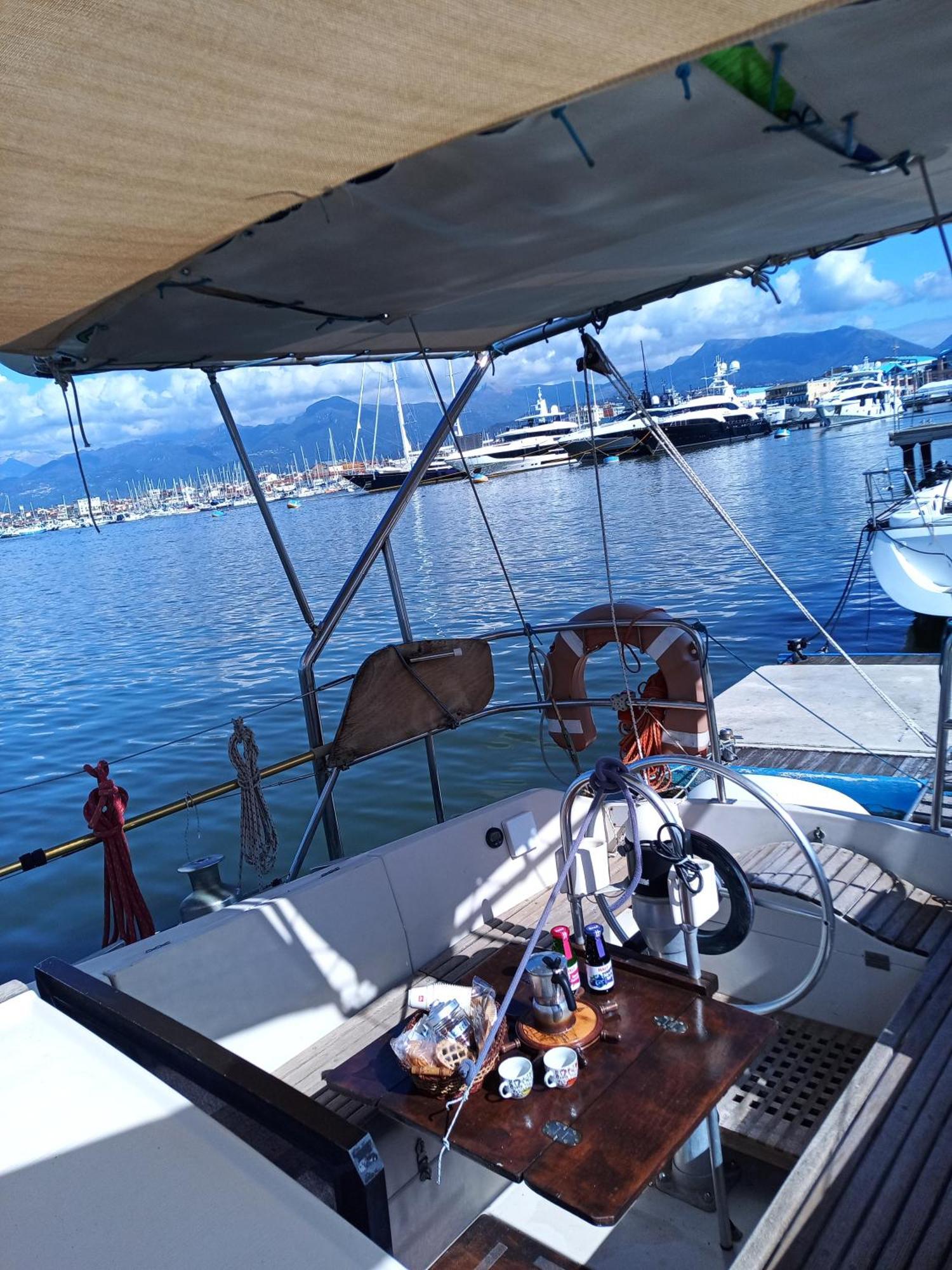 מלון וירג'יו Bed & Boat Brezza Del Mare מראה חיצוני תמונה